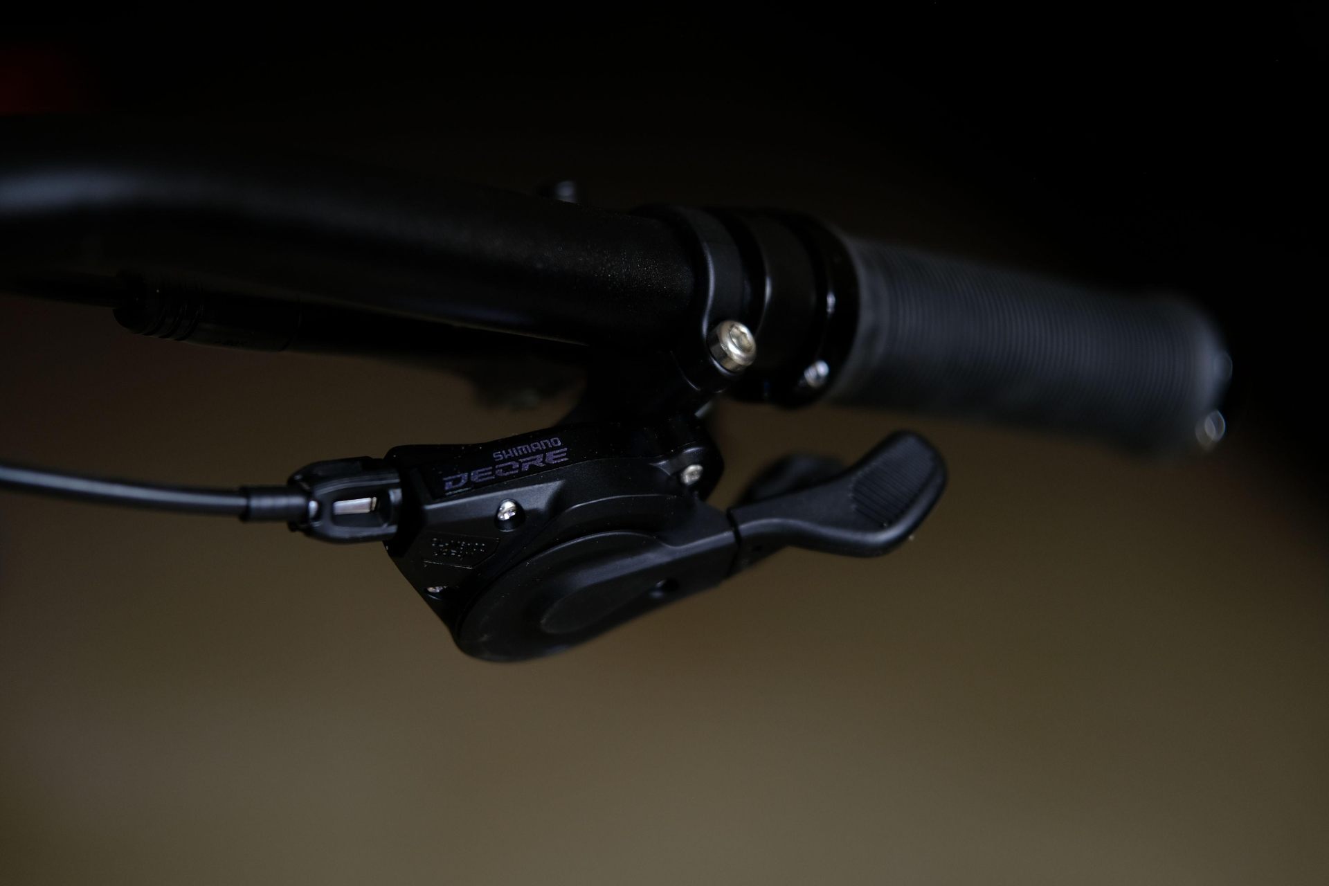 Манетка Shimano Deore M6100 HOKE 17 Way 29 HD матовый коричневый 21